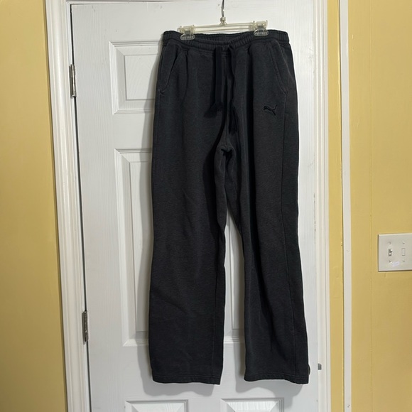 Puma dark gray sweatpants - Picture 1 of 3